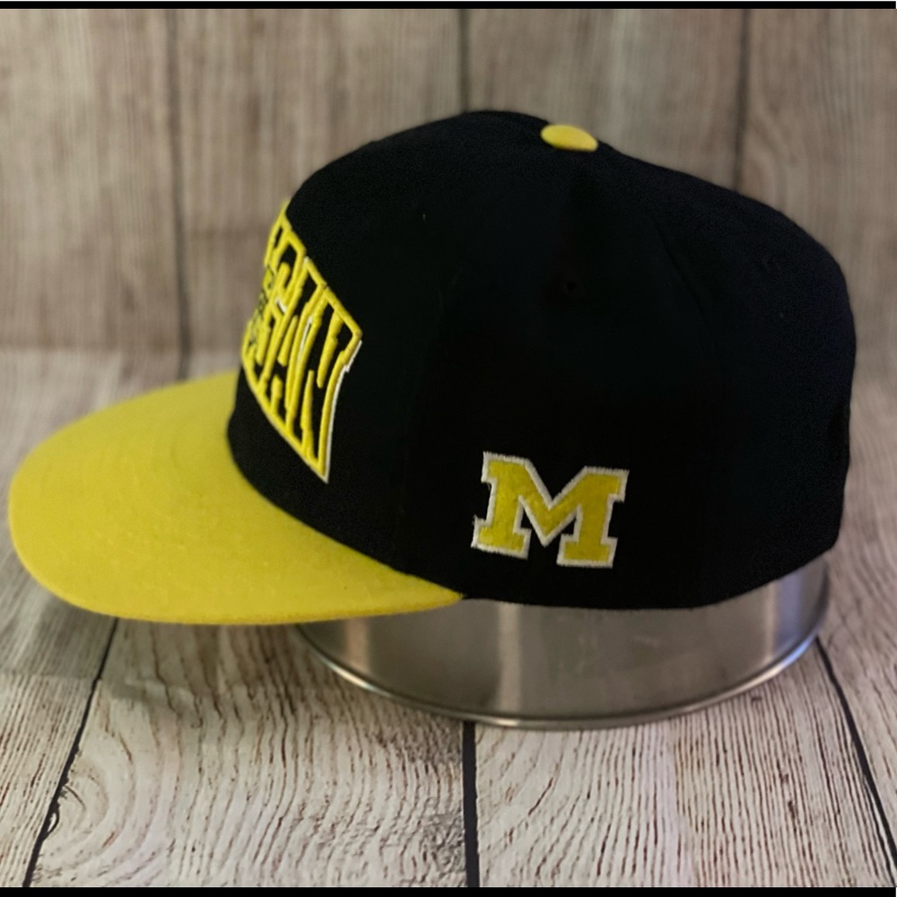 Michigan Snapback - Picture 6 of 8